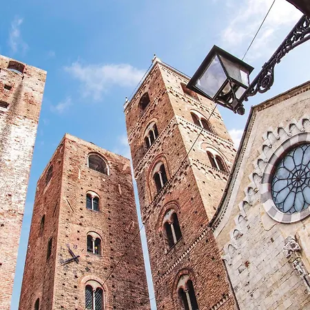 1 Bedroom Lovely In *