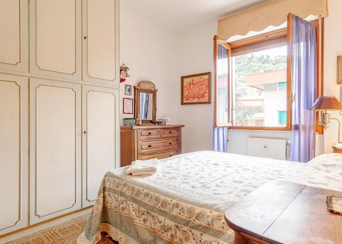 1 Bedroom Lovely In Rapallo